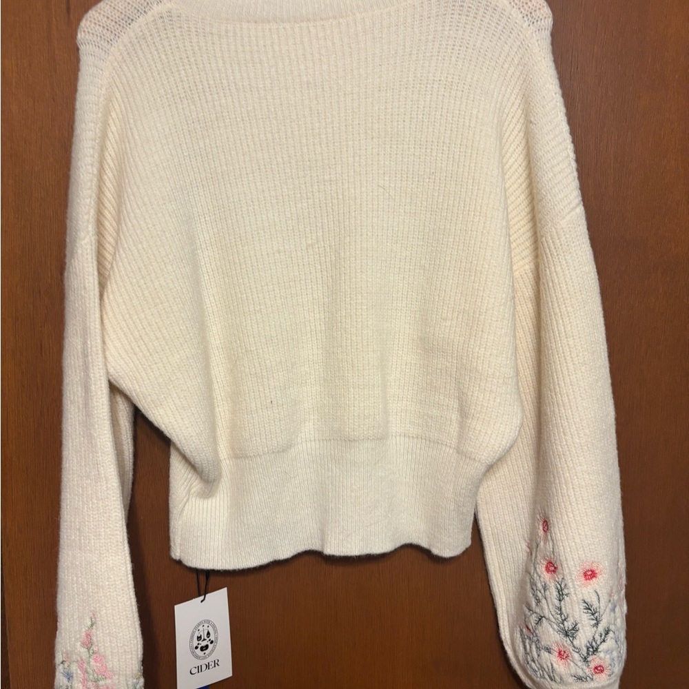Cider Cream Floral Embroidered Sweater - Picture 7 of 7